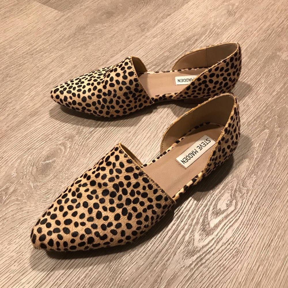 Steve Madden Pointed Toe Flats Size 7 - image 1